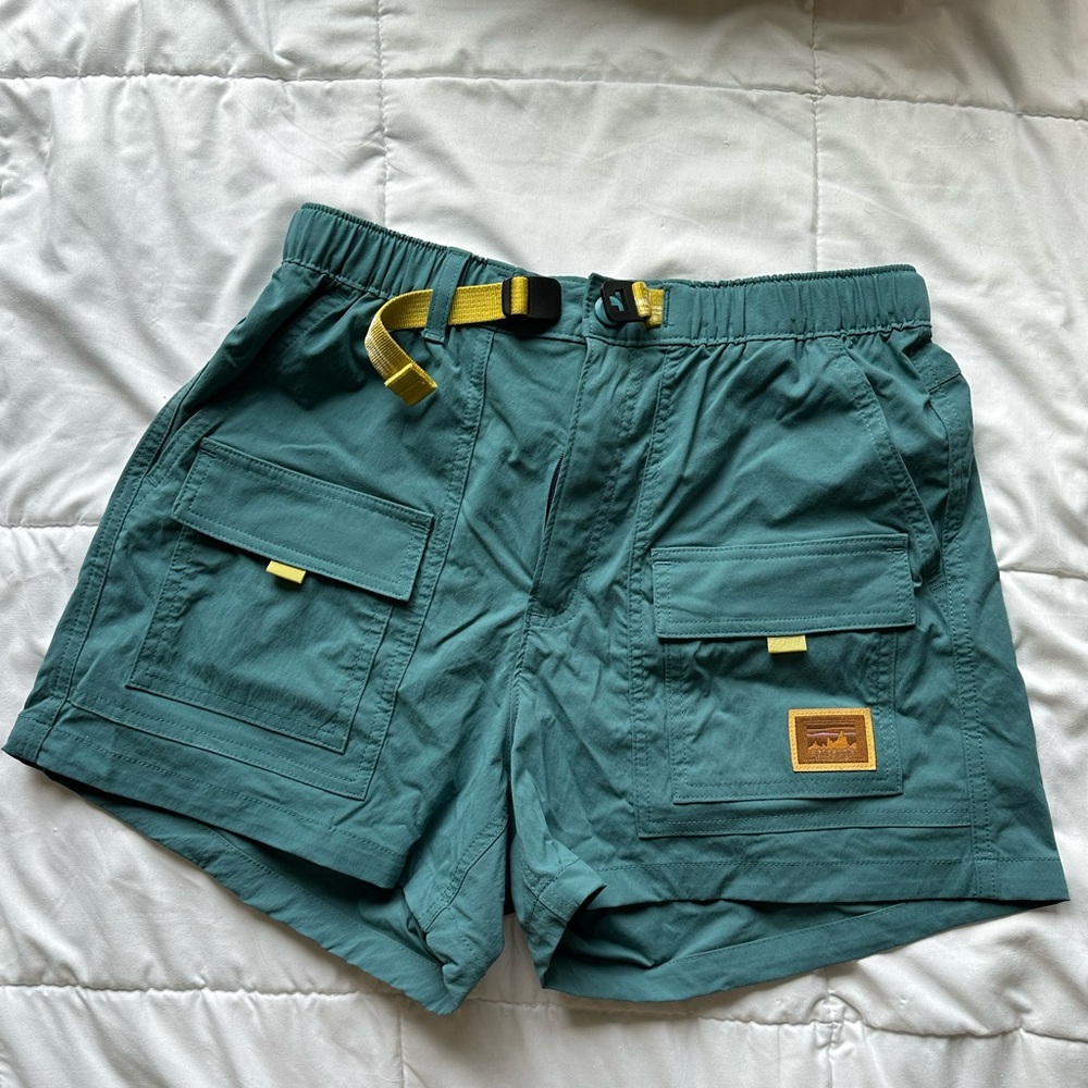 Patagonia Outdoor Everyday Shorts in Women’s small